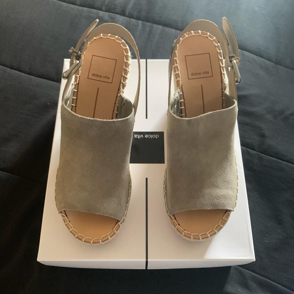Dolce vita wedges